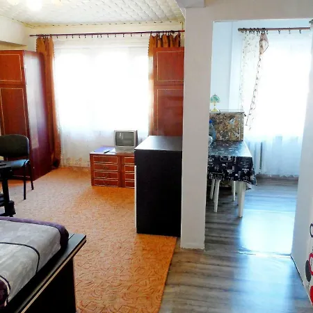 Квартира-Студия Рядом Ст.М. Пушкинская Apartament Mińsk